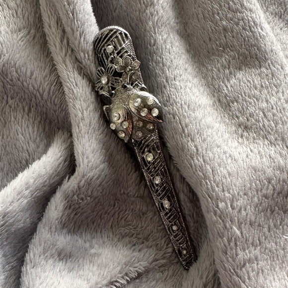 Vintage silver ladybug hairclip - Picture 6 of 8